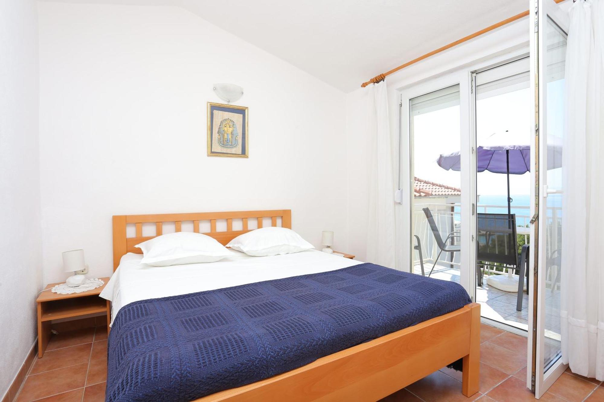 Apartments By The Sea Baska Voda, Makarska - 300 Bilik gambar