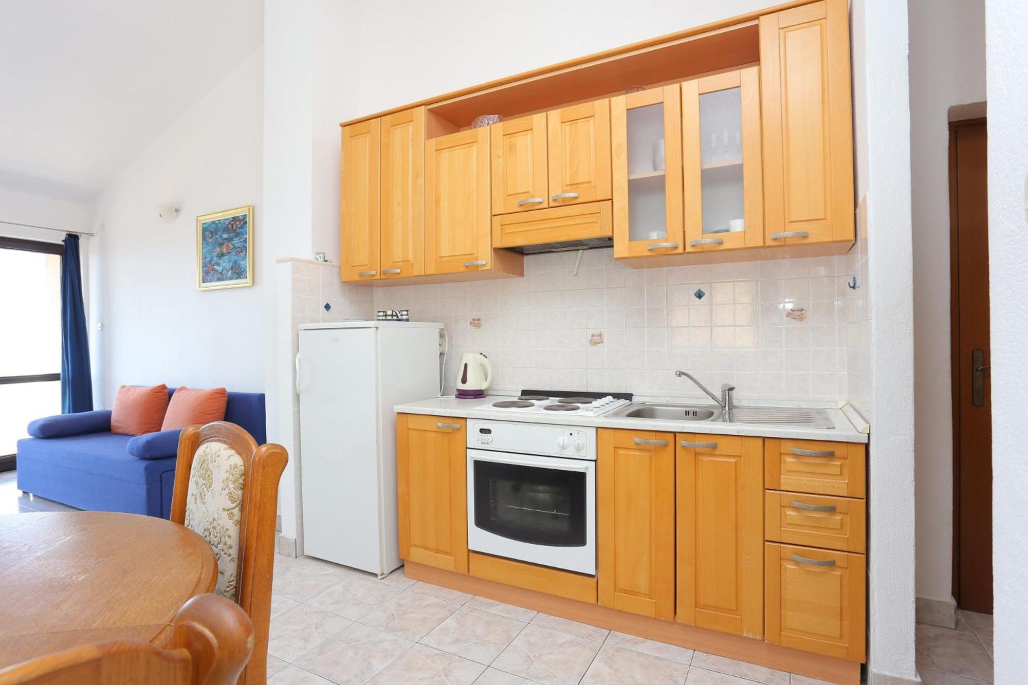 Apartments By The Sea Baska Voda, Makarska - 300 Bilik gambar