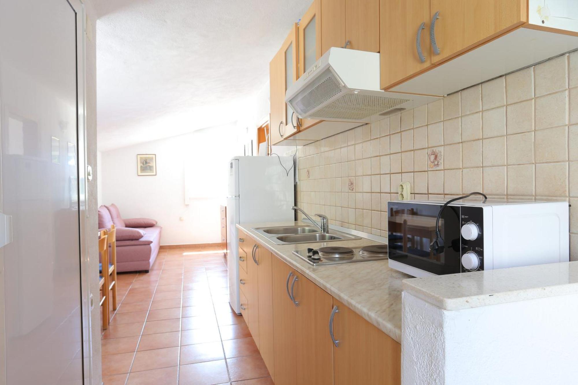 Apartments By The Sea Baska Voda, Makarska - 300 Bilik gambar