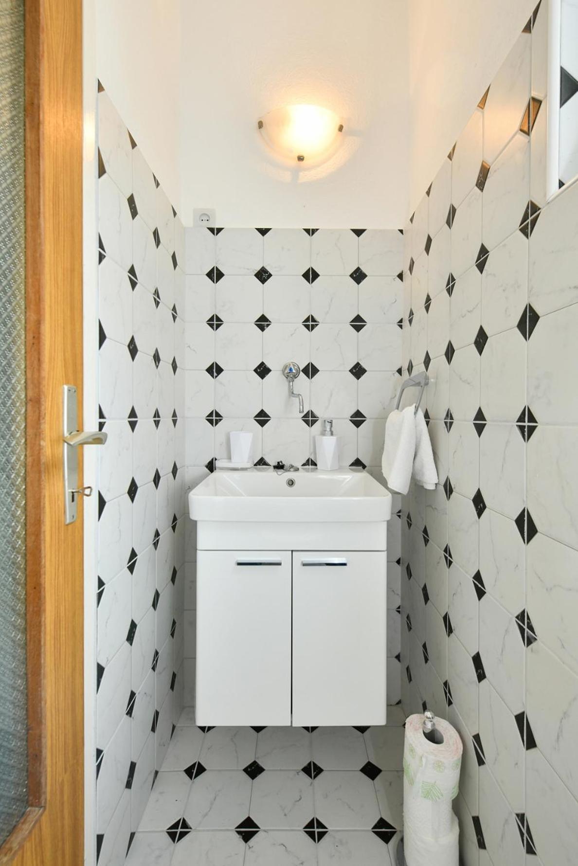 Apartments By The Sea Baska Voda, Makarska - 300 Luaran gambar