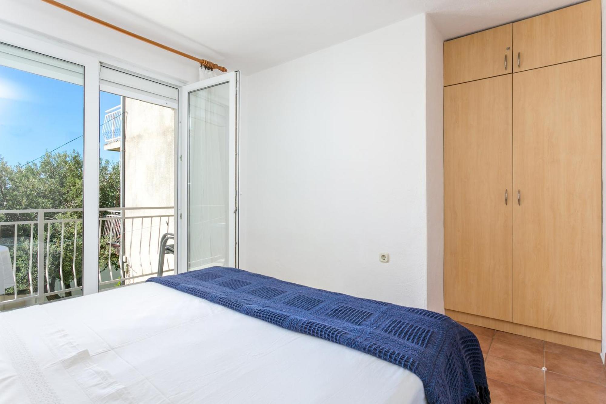 Apartments By The Sea Baska Voda, Makarska - 300 Bilik gambar